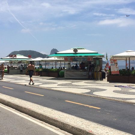 Apartamento Copacabana - Quadra Da Praia ริโอเดจาเนโร ภายนอก รูปภาพ