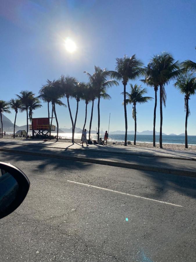 Apartamento Copacabana - Quadra Da Praia ริโอเดจาเนโร ภายนอก รูปภาพ