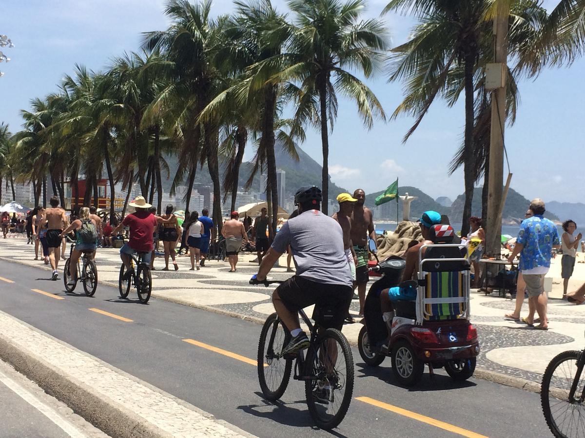 Apartamento Copacabana - Quadra Da Praia ริโอเดจาเนโร ภายนอก รูปภาพ